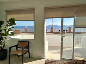 Modern Sea Front Retreat